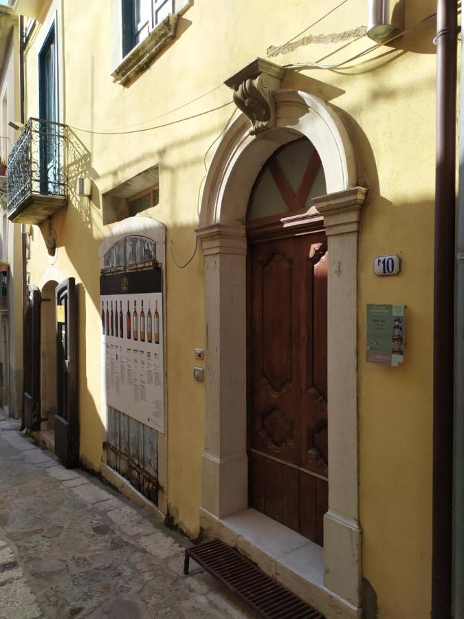 Stanze Don Gesualdo Alloggio Turistico Taurasi Exterior foto
